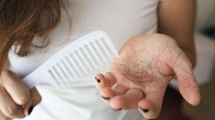 Yüzde 100 etkili sonuç Saç dökülmesine ilaç gibi gelen yöntem, soğan bile yetiyor Yüzde 100 etkili sonuç Saç dökülmesine ilaç gibi gelen yöntem, soğan bile yetiyor