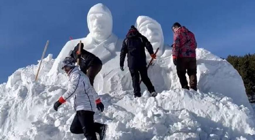 Sarıkamışta çalışmalar başladı İşte şehitlerin kardan heykelleri