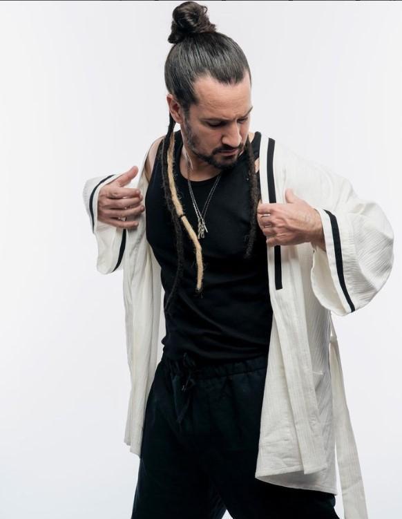 Survivor Doğukan Manço kimdir, nereli, hangi sezon yarıştı Survivor All Star 2024 Doğukan Manço kaç yaşında, şarkıları neler