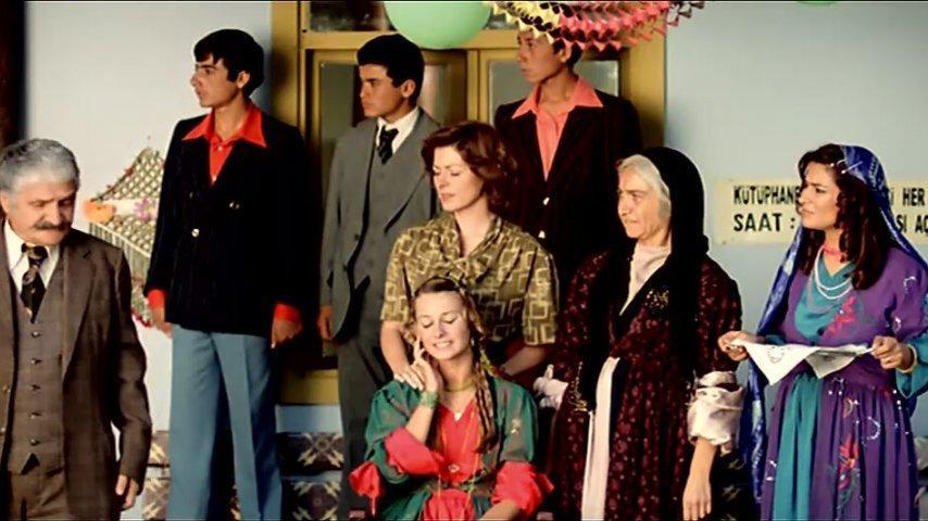 Vizontele Tuuba oyuncuları kimler, konusu nedir Vizontele Tuuba nerede ve ne zaman çekildi Vizontele Tuuba oyuncuları kimler, konusu nedir Vizontele Tuuba nerede ve ne zaman çekildi