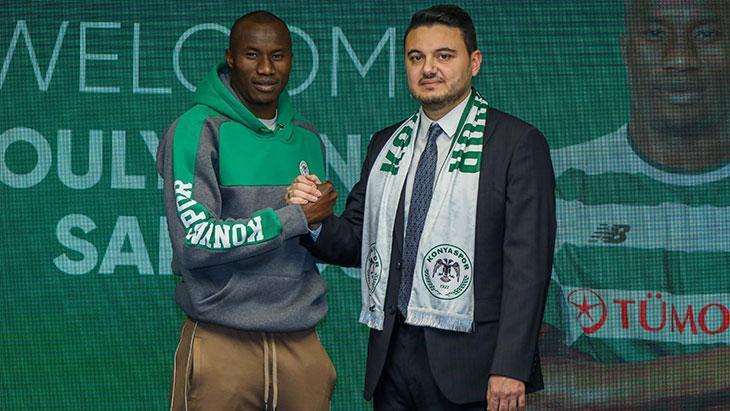 Bouly Junior Sambounun imza töreninden kareler