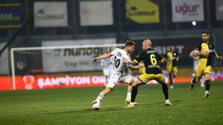İstanbulspor - Beşiktaş maçından kareler