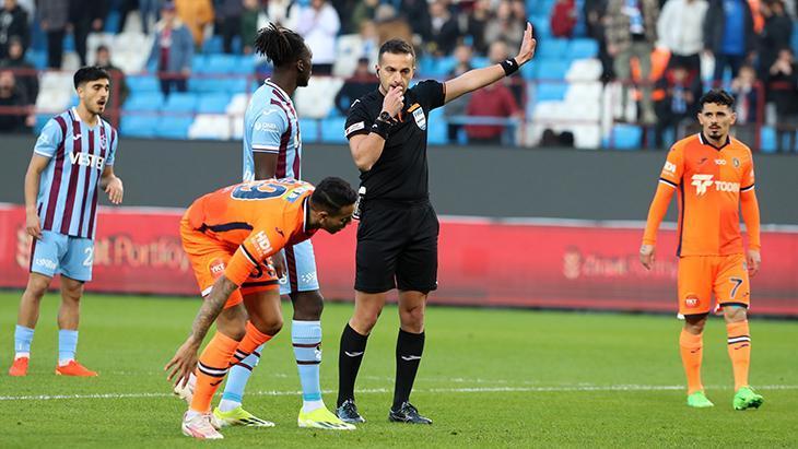 Trabzonspor - Başakşehir maçından kareler