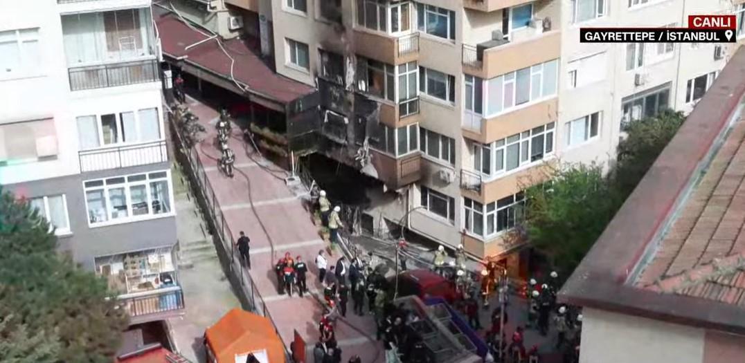 İstanbulda gece kulübünde yangın faciası Bölgeden ilk görüntüler