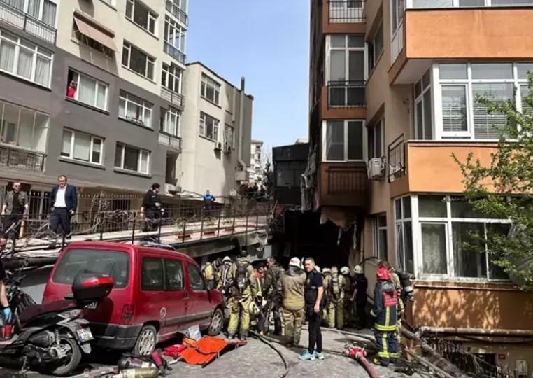 İstanbulda gece kulübünde yangın faciası Bölgeden ilk görüntüler