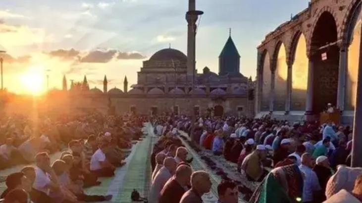 BAYRAM NAMAZI KILINIŞI BAYRAM NAMAZI KILINIŞI