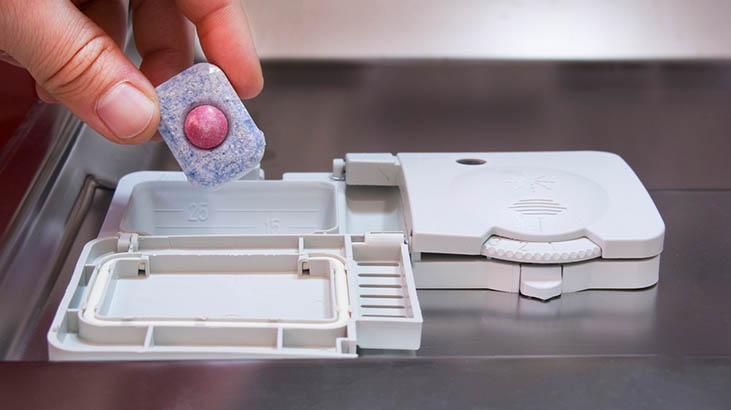 Bulaşık makinesinden bağırsaklara geçiyormuş Kimse bilmiyor, işte en iyi deterjan