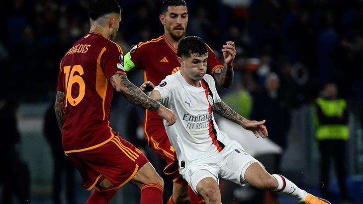 Roma - Milan maçından kareler