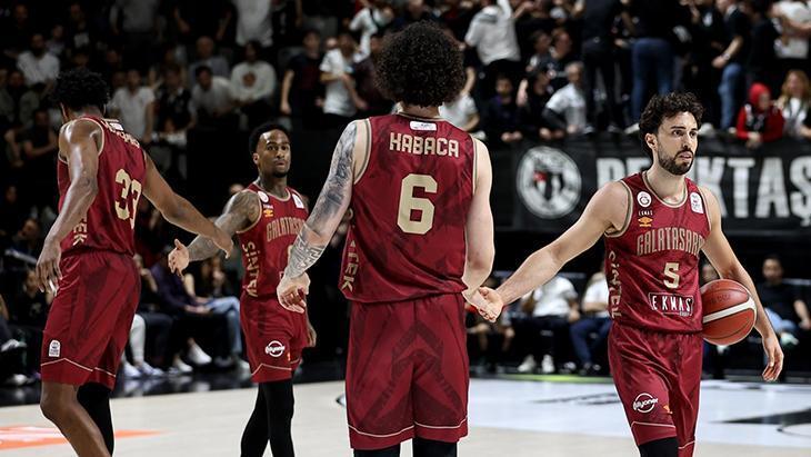 Beşiktaş Emlakjet - Galatasaray Ekmas maçından kareler