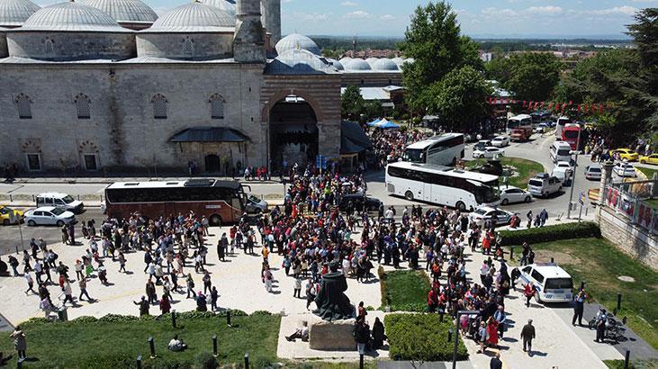 Edirnede Kakava-Hıdrellez coşkusu Binlerce kişi akın etti