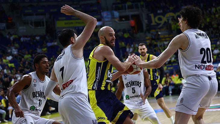 Fenerbahçe Beko - Beşiktaş Emlakjet maçından kareler
