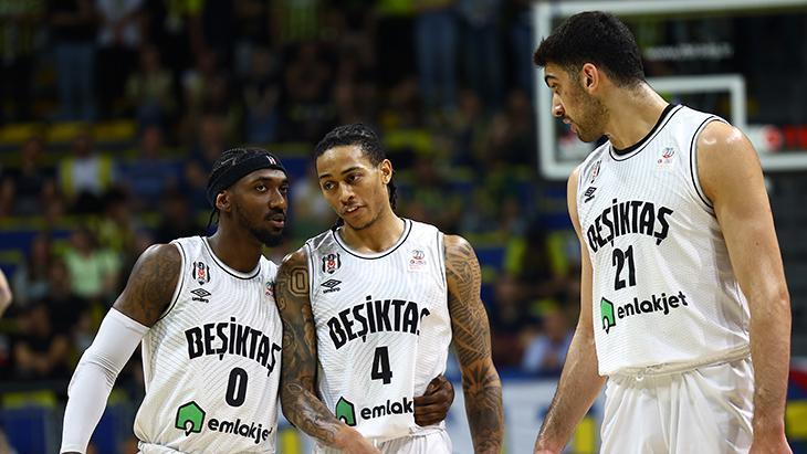 Fenerbahçe Beko - Beşiktaş Emlakjet maçından kareler