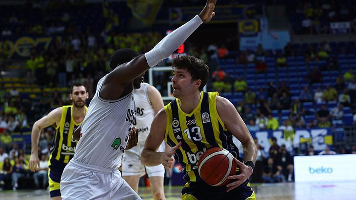 Fenerbahçe Beko - Beşiktaş Emlakjet maçından kareler