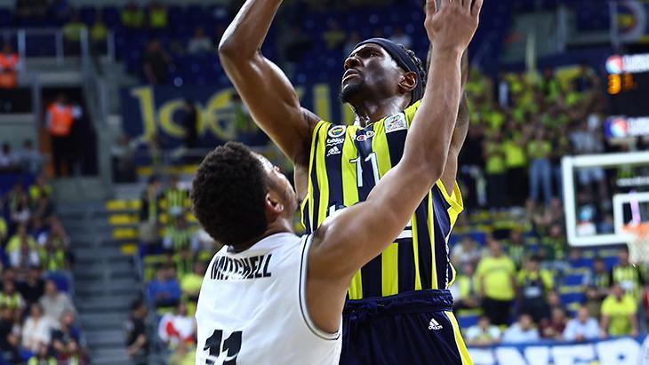 Fenerbahçe Beko - Beşiktaş Emlakjet maçından kareler