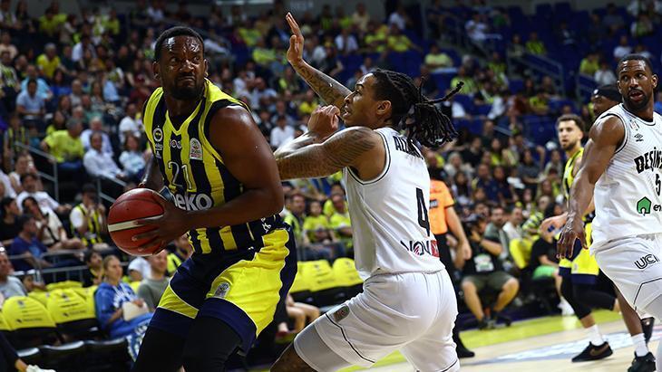 Fenerbahçe Beko - Beşiktaş Emlakjet maçından kareler