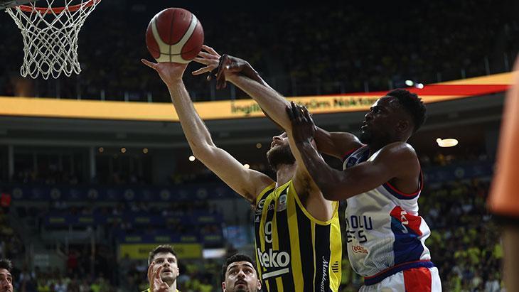 Fenerbahçe Beko - Anadolu Efes maçından kareler