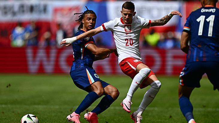 Polonya - Hollanda maçından kareler