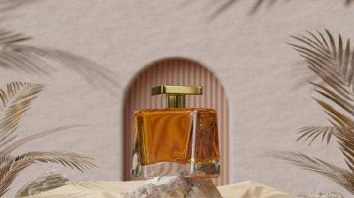 Parfüm sıktıktan sonra bu yöntemi uygulayın Tazeleme derdi yok, kalıcılığı garanti