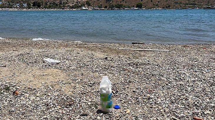 Yer: Bodrum Tatilcilerden geriye çöpleri kaldı Yer: Bodrum Tatilcilerden geriye çöpleri kaldı