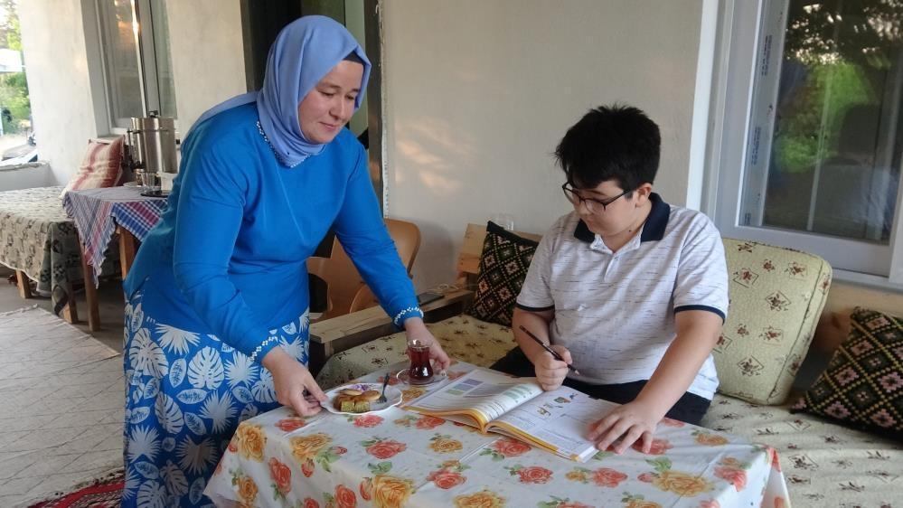 LGSNİN ALTIN ÇOCUĞU BİRİNCİLİĞİNİ TOROSLARIN ETEĞİNDE ÖĞRENDİ