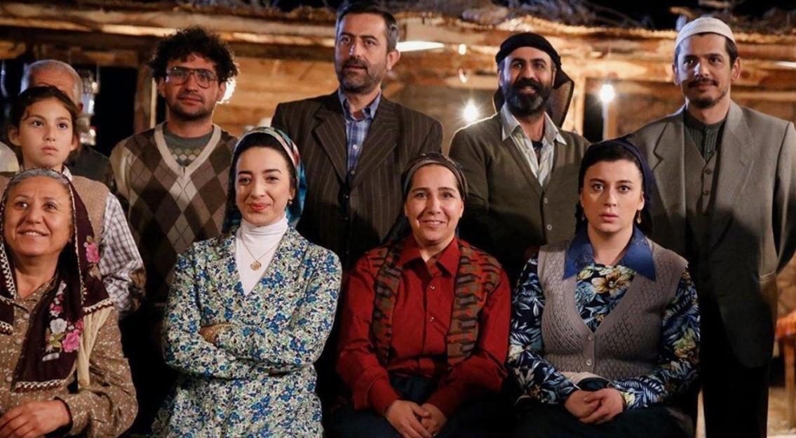 ESKİ KÖYE YENİ ADET OYUNCULARI