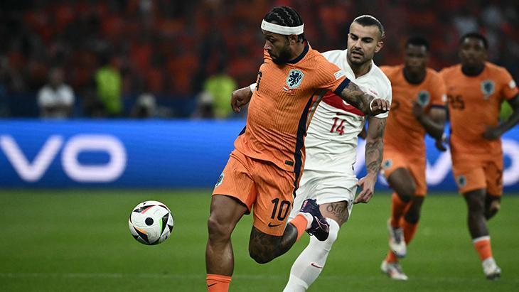 Hollanda - Türkiye maçından kareler