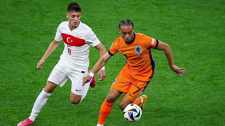 Hollanda - Türkiye maçından kareler