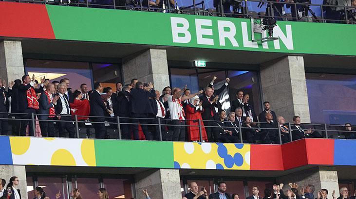 Cumhurbaşkanı Erdoğan, Berlin Olimpiyat Stadına geldi ve millileri yalnız bırakmadı