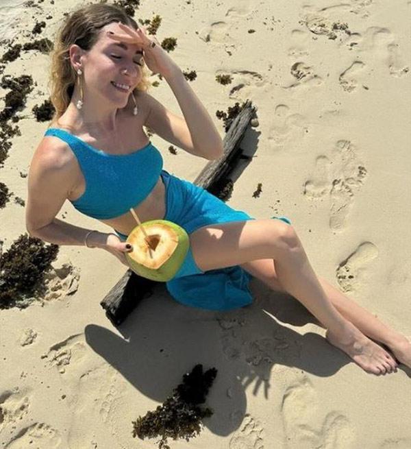 Sinem Kobal yedi y�l sonra setlere d�n�yor! ��te yeni projesi