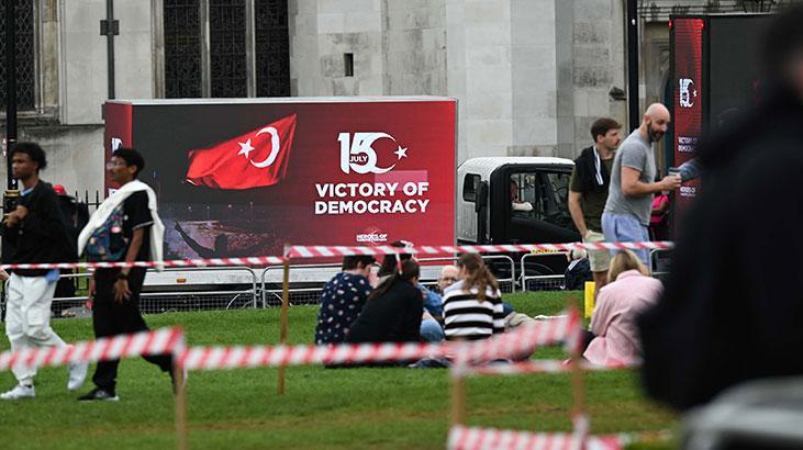 Londrada Türkiyenin Demokrasi Zaferi paneli