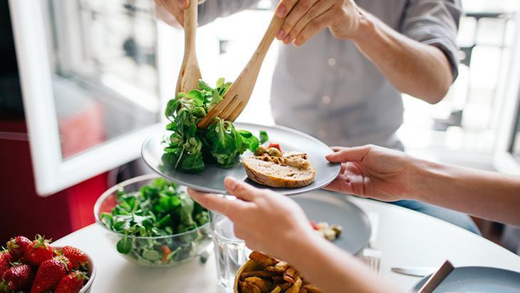 ASLA TEK YÖNLÜ BESLENMEYİN, ÇÜNKÜ… ASLA TEK YÖNLÜ BESLENMEYİN, ÇÜNKÜ…