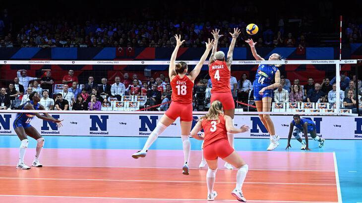 A MİLLİ KADIN VOLEYBOL TAKIMI KADROSU