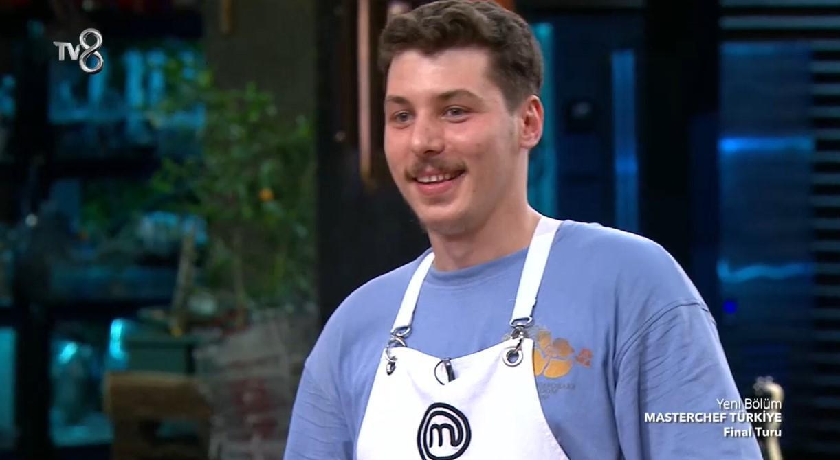 MASTERCHEF ANA KADROYA GİREN 17. YARIŞMACI KİM OLDU MASTERCHEF ANA KADROYA GİREN 17. YARIŞMACI KİM OLDU