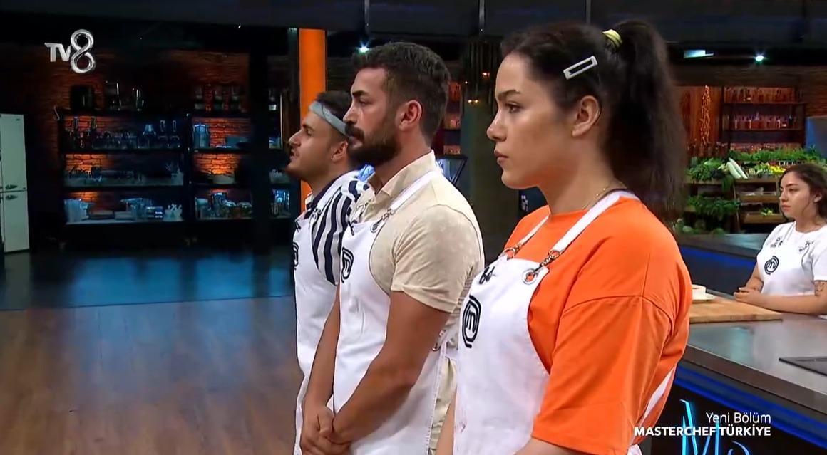 MASTERCHEF ANA KADROYA KİM GİRDİ 📺 MasterChefte yedeklerden ana kadroya giren 2. yarışmacı kim oldu