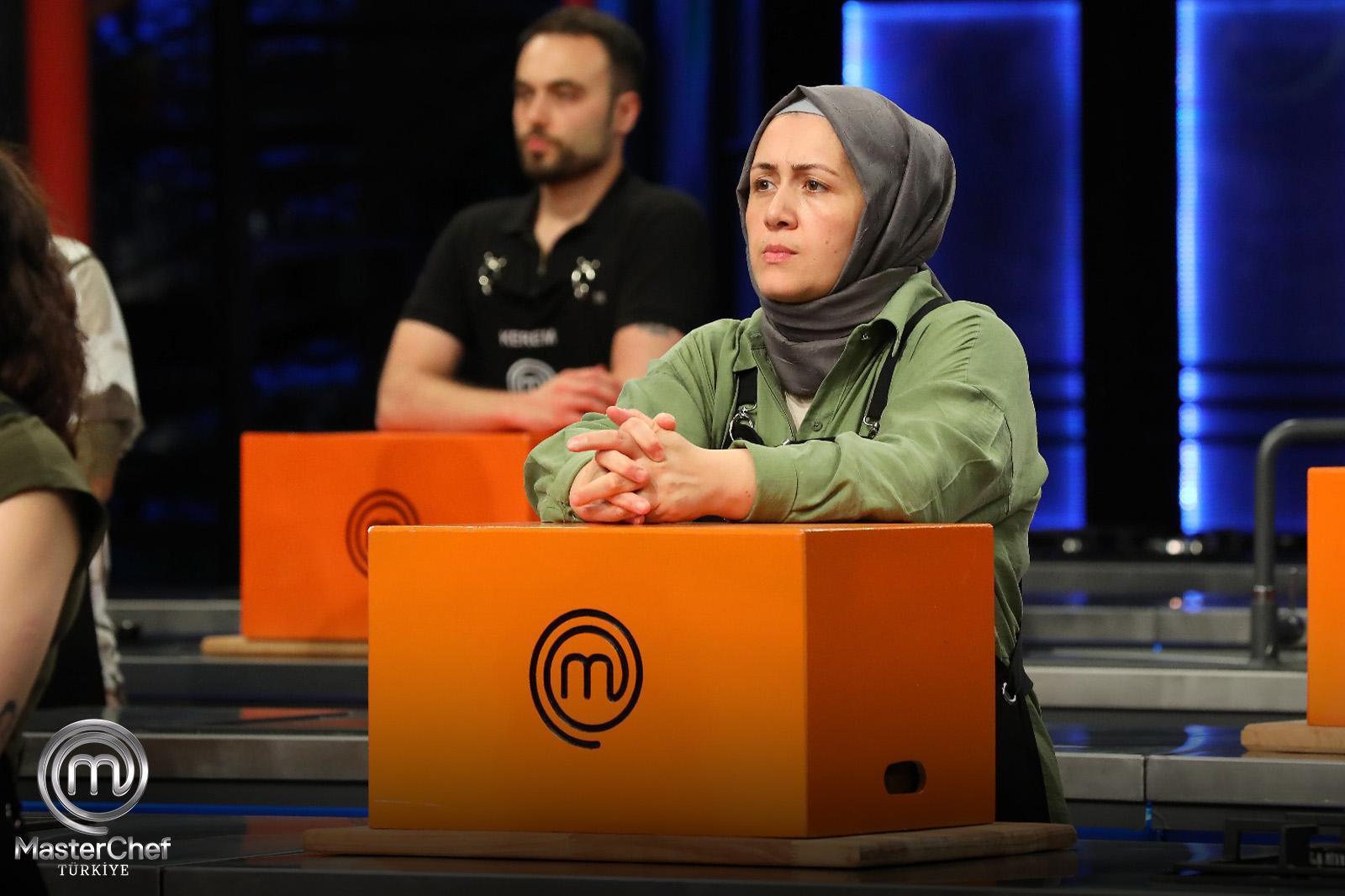 MASTERCHEF YEDEKLERDEN ANA KADROYA GİREN İLK YARIŞMACI MASTERCHEF YEDEKLERDEN ANA KADROYA GİREN İLK YARIŞMACI
