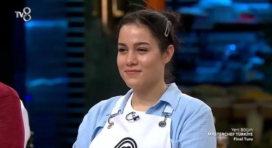 MASTERCHEF YEDEKLERDEN ANA KADROYA GİREN 2. YARIŞMACI MASTERCHEF YEDEKLERDEN ANA KADROYA GİREN 2. YARIŞMACI