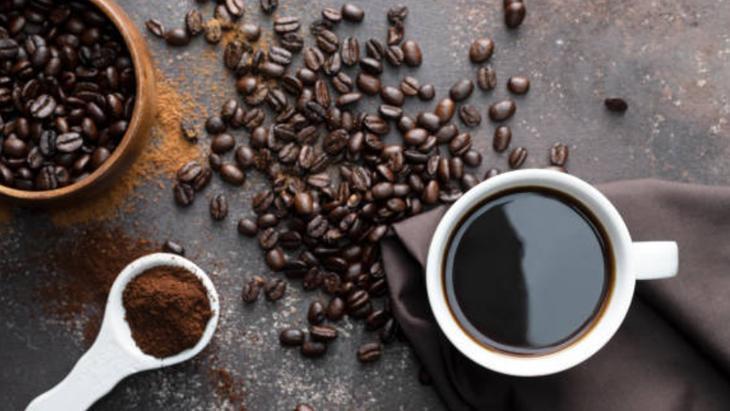 SAÇLARINIZIN KAHVE KEYFİNE İHTİYACI VAR