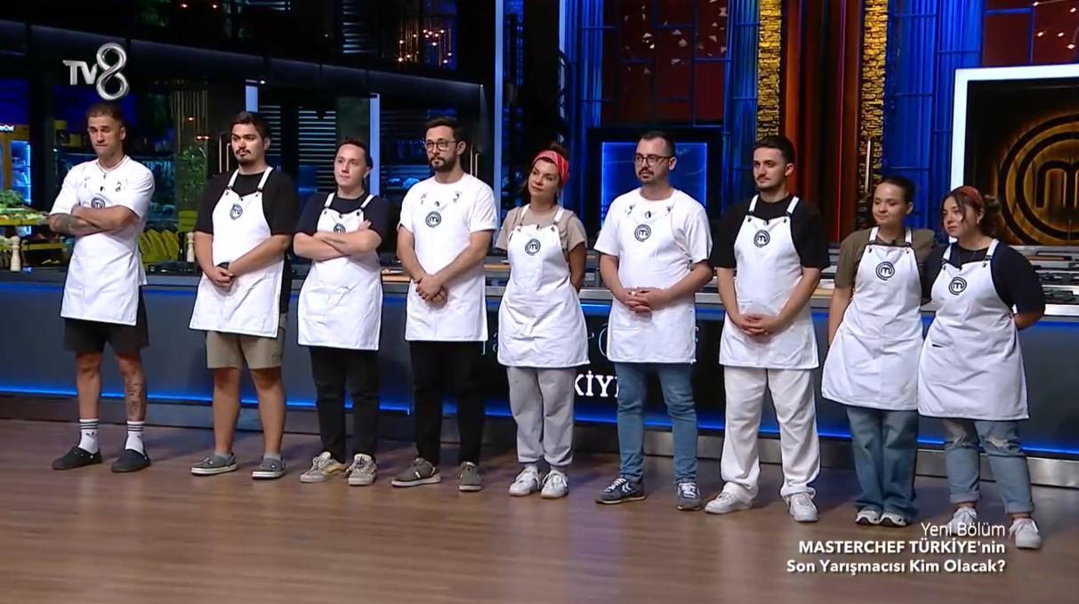 MASTERCHEF ANA KADROYA GİREN SON İSİM KİM OLDU MasterChefte yedeklerden ana kadroya giren son yarışmacı kim oldu