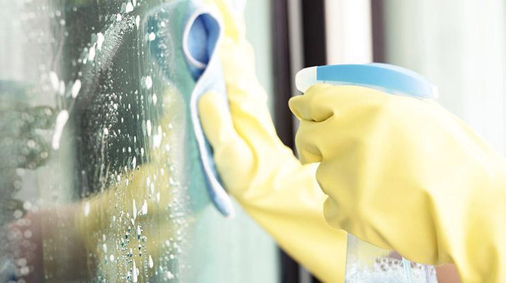 Yağmur, çamur demeyen Kadir Ezildi tüyosu Kovaya dökün, camlar ayna gibi oluyor