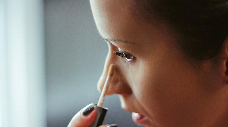 Kalem çekerken, rimel sürerken şıpır şıpır akan gözlere son Ilık su tüm sorunu çözüyor Kalem çekerken, rimel sürerken şıpır şıpır akan gözlere son Ilık su tüm sorunu çözüyor