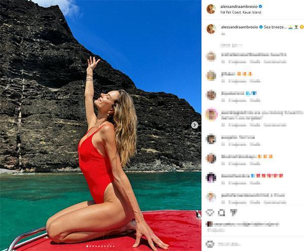 Yıllara meydan okuyor Alessandra Ambrosionun plaj voleybolu şovu