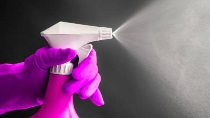 Koltuk, kıyafet, halı fark etmiyor İnatçı zeytinyağı lekesini anında söküp atıyor