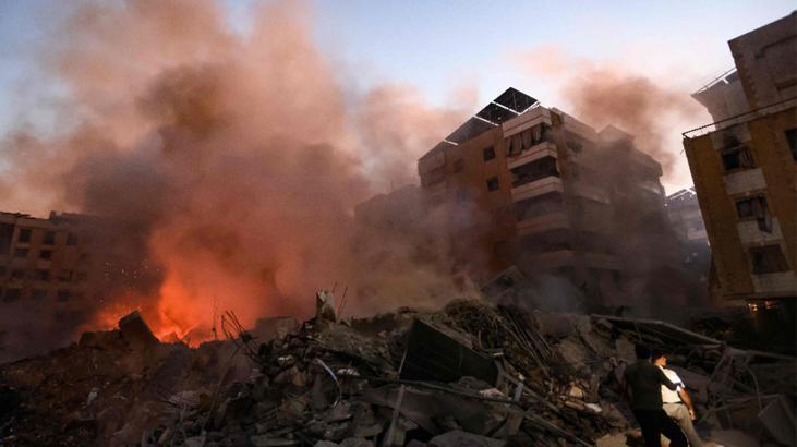İsrail Beyruta saldırdı İşte bölgeden fotoğraflar