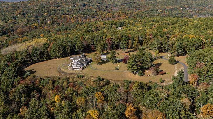 KAMERAYI GÖRDÜ, APAR TOPAR KAÇIRILDI