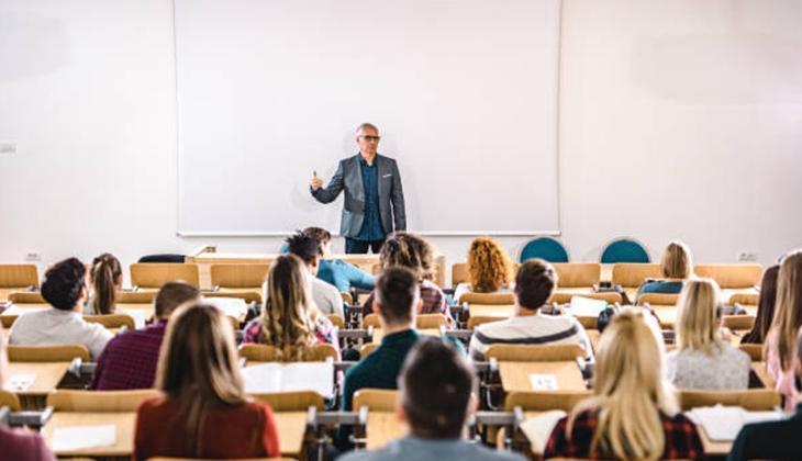 İlk defa burs/kredi alacak öğrencilerin taahhütnamelerini nasıl ve ne zaman düzenlemeleri gerekmektedir