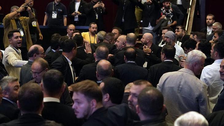 Beşiktaş Genel Kurulundaki olaylardan kareler