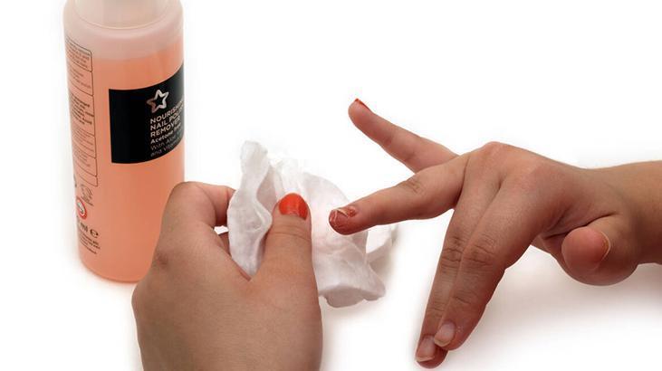 Aseton deyip geçmeyin Çıkarmadığı tek bir leke bile yok Aseton deyip geçmeyin Çıkarmadığı tek bir leke bile yok