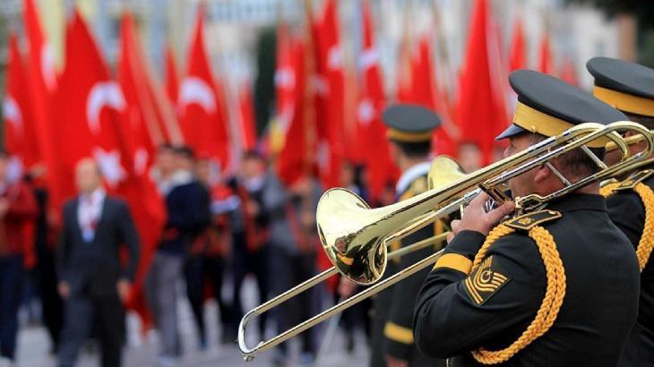 BANDO EKİBİ İZMİR METROSU’NDA