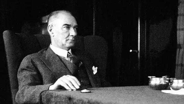 Atatürk'ü Anma Günü 10 Kasım resmi tatil mi sayılıyor? 10 Kasım hangi güne denk geliyor? 10 Kasım anlam ve önemi nedir?