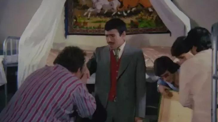 HABABAM SINIFI DOKUZ DOĞURUYOR OYUNCULARI HABABAM SINIFI DOKUZ DOĞURUYOR OYUNCULARI